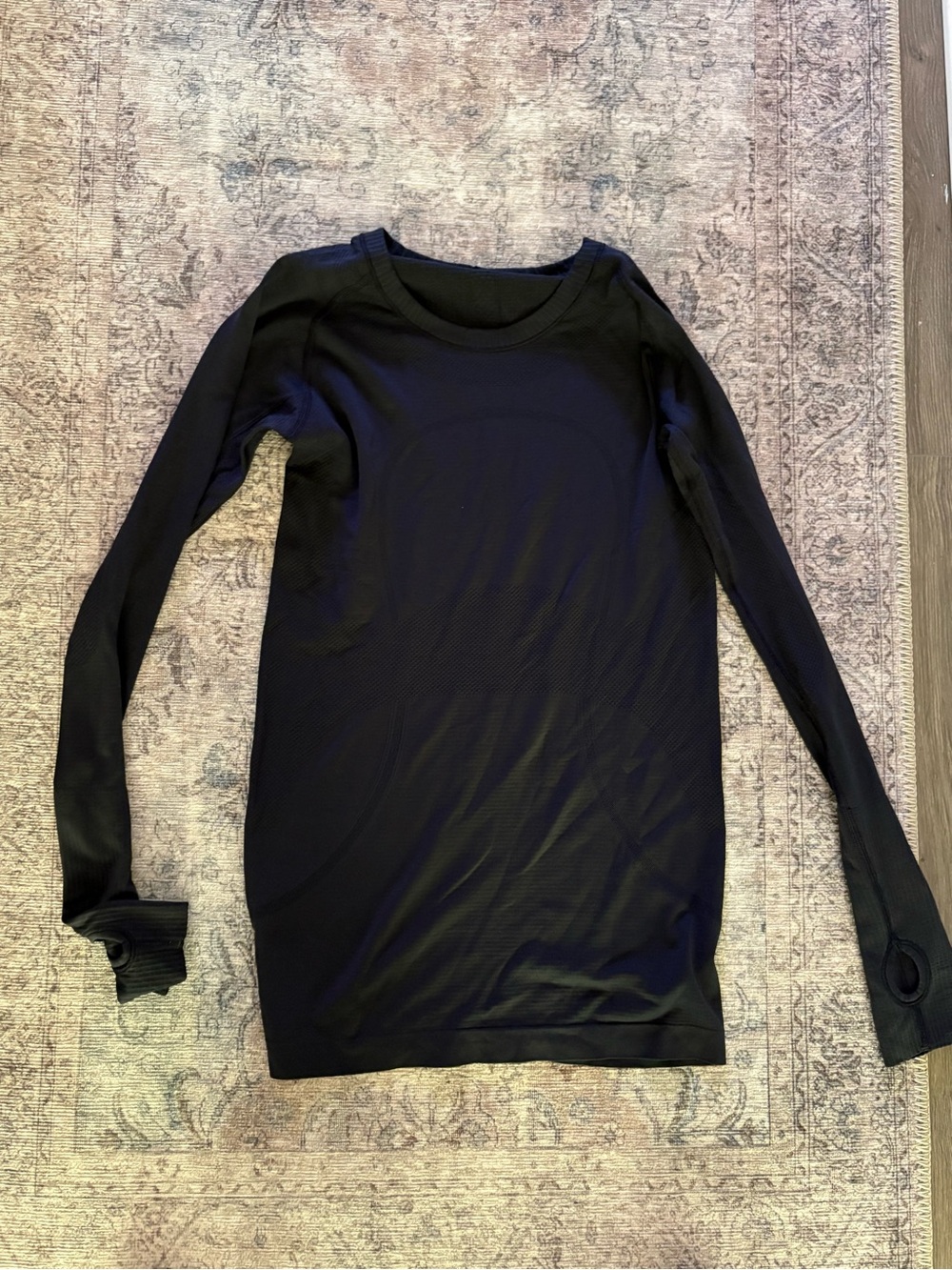 lululemon Swiftly Tech Long Sleeve Top (Navy/6)